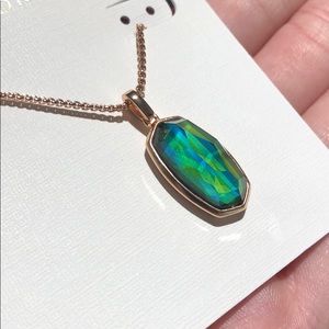 New with box Kendra Scott necklace